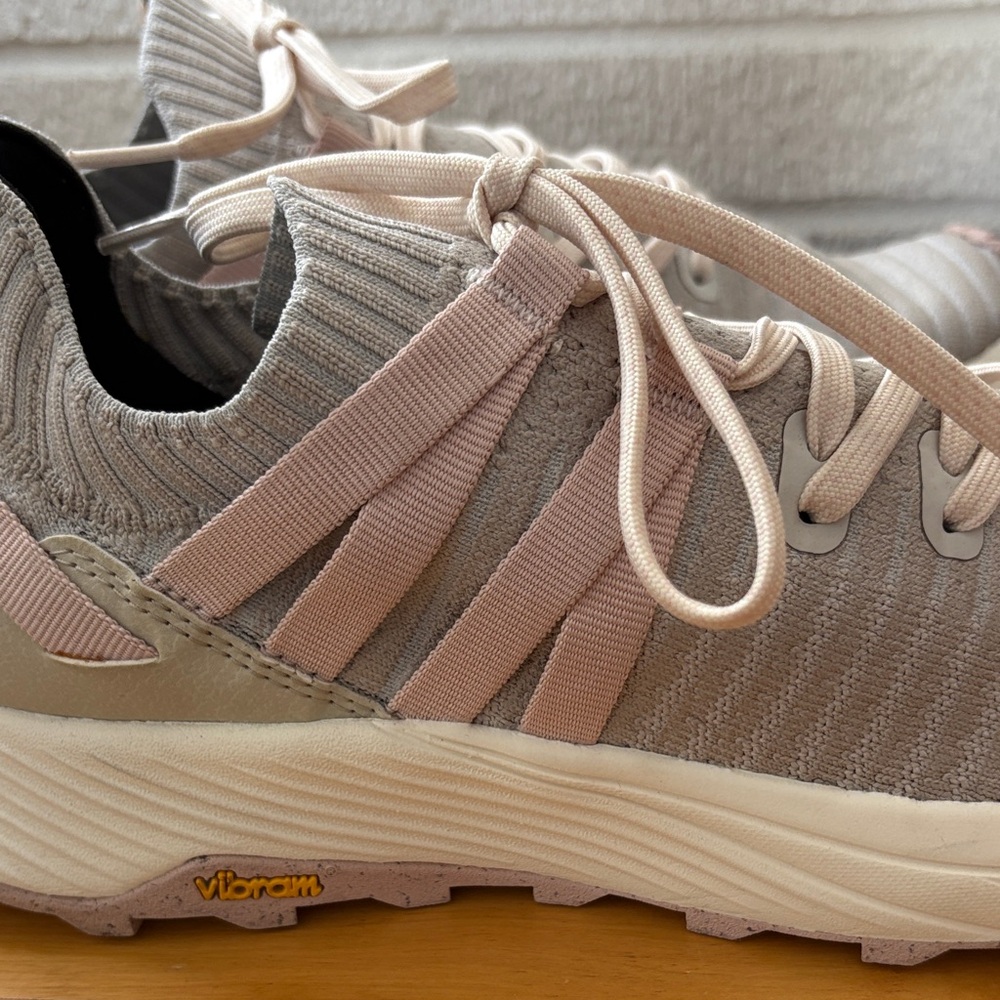 Merrell Embark Lace Sneakers Women's size 11 Wide Pink Rose Gray Vibram Sole EUC - Picture 6 of 10